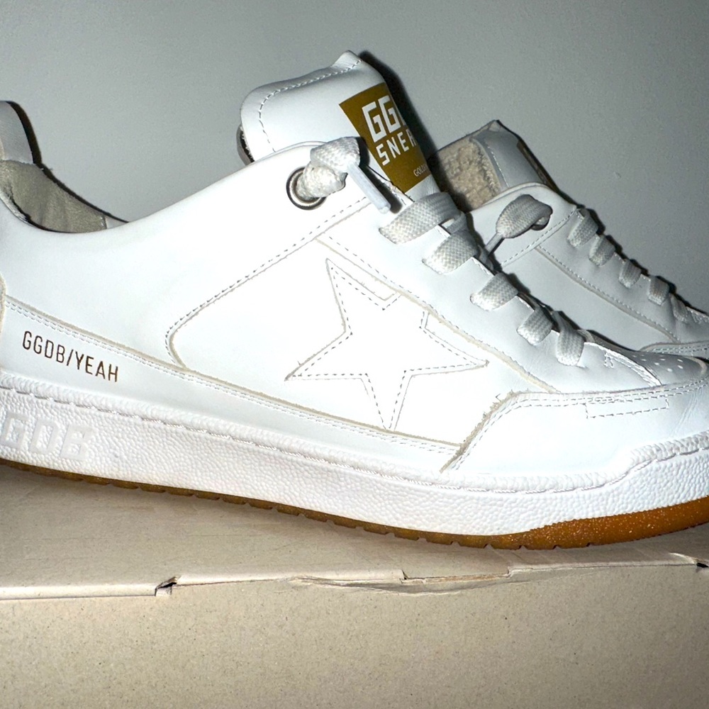 Golden Goose YEAH Sneakers in WHITE